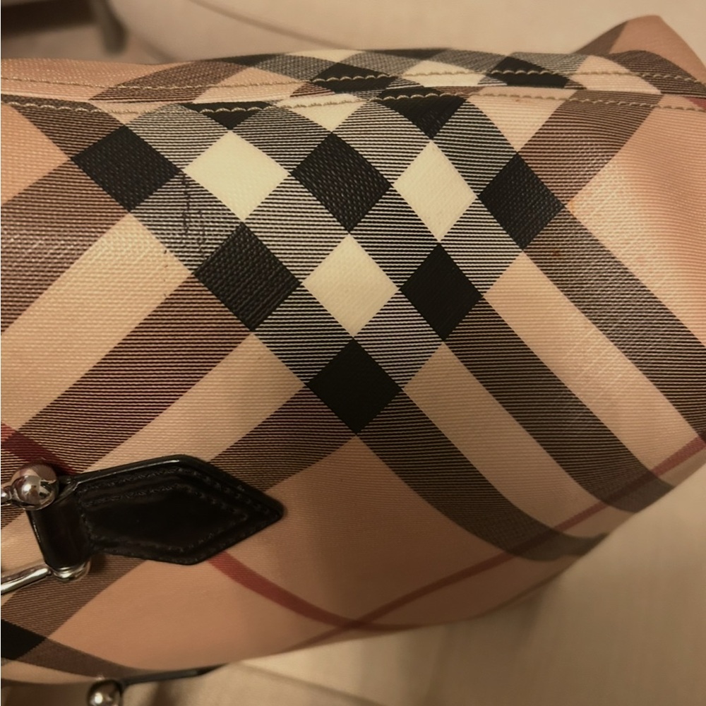Burberry Tan/Black/Red Plaid CanvasTote Black Patent Leather Silver9.5”x9.5”x5” - Picture 9 of 17
